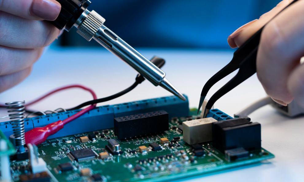 PCB & Hardware Design